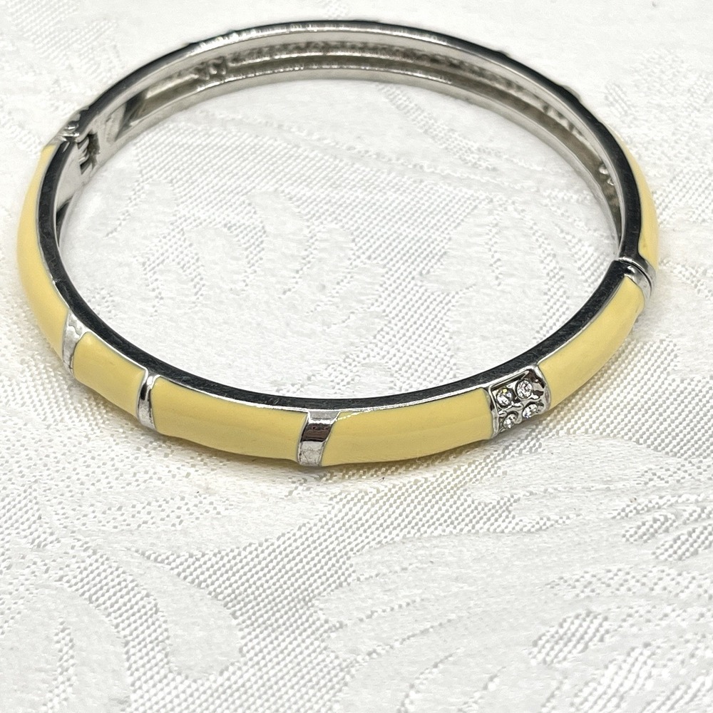 Vintage‎ Cream Enamel Hinged Clamper Bangle Bracelet W/ Rhinestones 7"